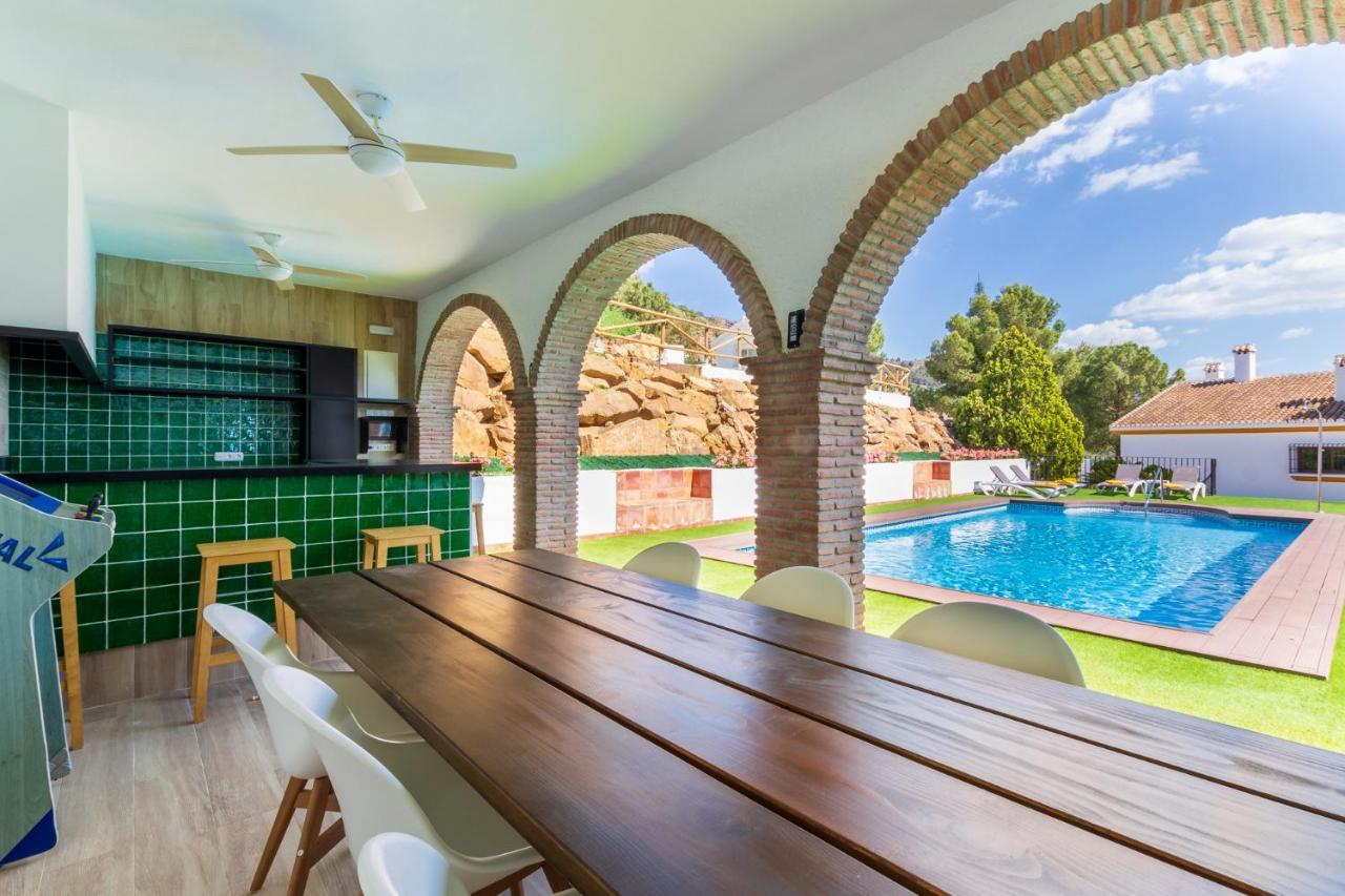 Finca Puerto Ermita - Cerca Malaga 20Km - Pizarra Bagian luar foto